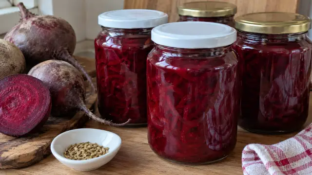 Klasická sladkokyslá zaváraná cvikla bez chrenu