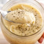 Univerzálna cesnakovo-maslová pasta