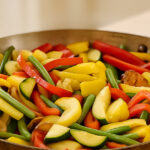 Pasta Primavera so sezónnou zeleninou